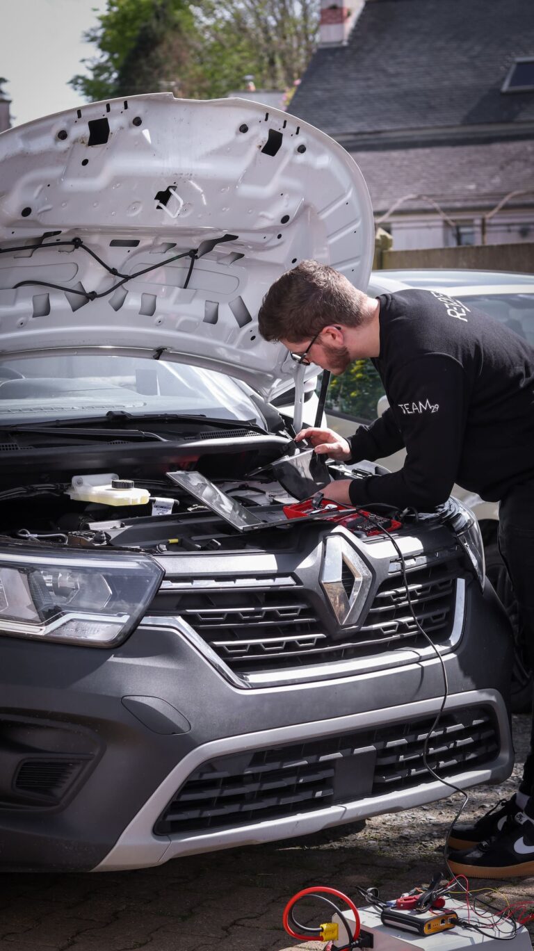 Equipe Revotek pour votre conversion à l'éthanol