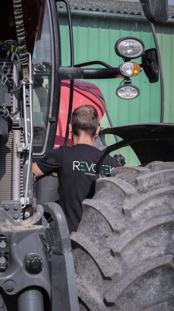Revotek propose le passage au banc pour votre tracteur